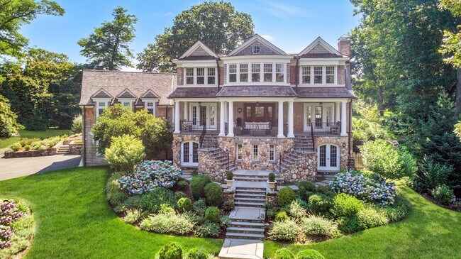 Foto del edificio - 150 Goodwives River Rd