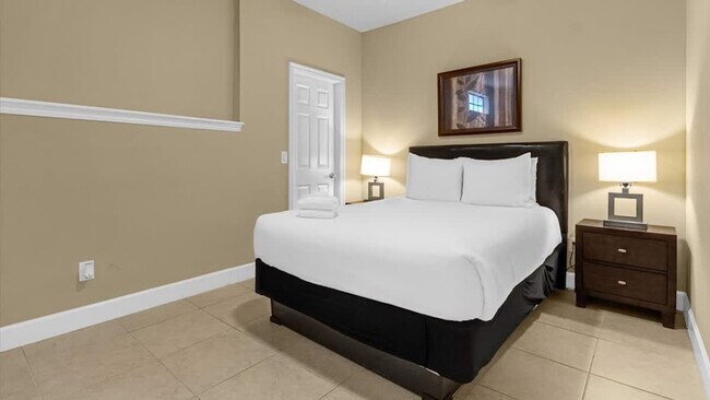 Foto del edificio - 14545 Damai Ln