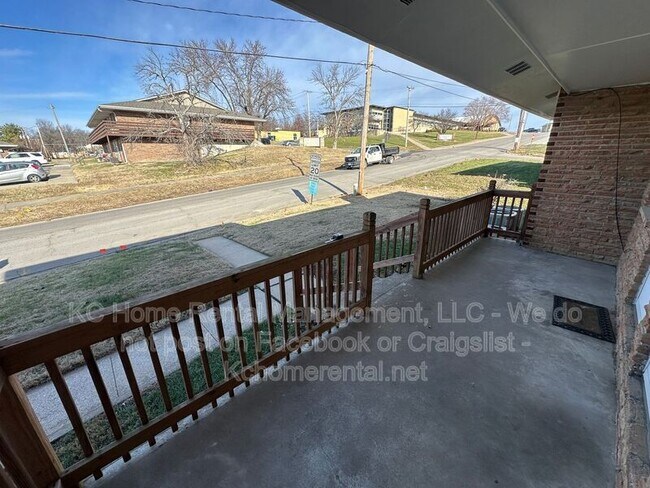 Foto del edificio - 1114 E Myrtle St