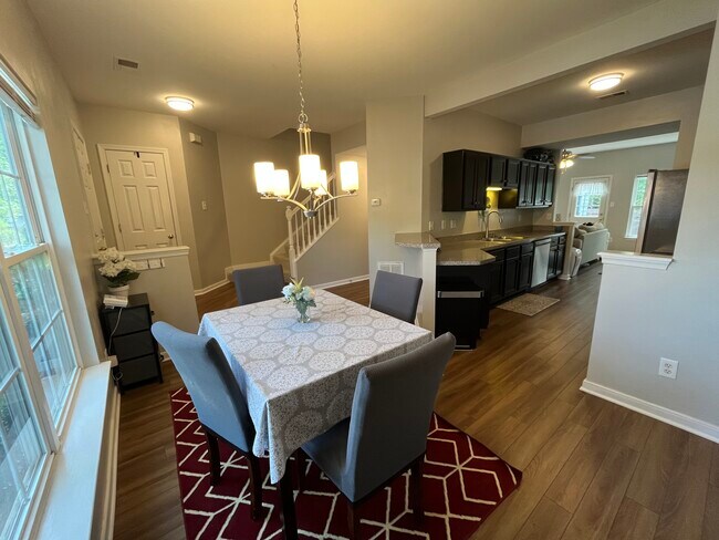 Dining room - 10569 Mountain Gate Way