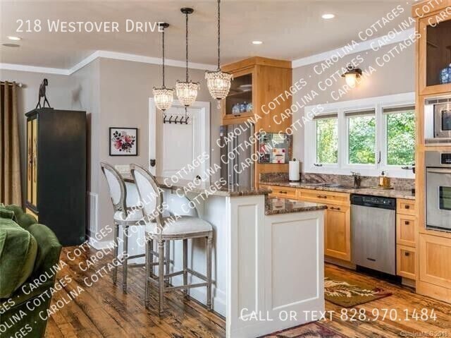 Building Photo - 218 Westover Dr