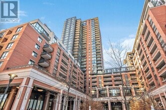 Building Photo - 830-2830 Lawrence Ave W