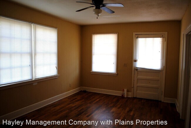 Foto del edificio - 2 br, 1 bath House - 504 N. RailRoad