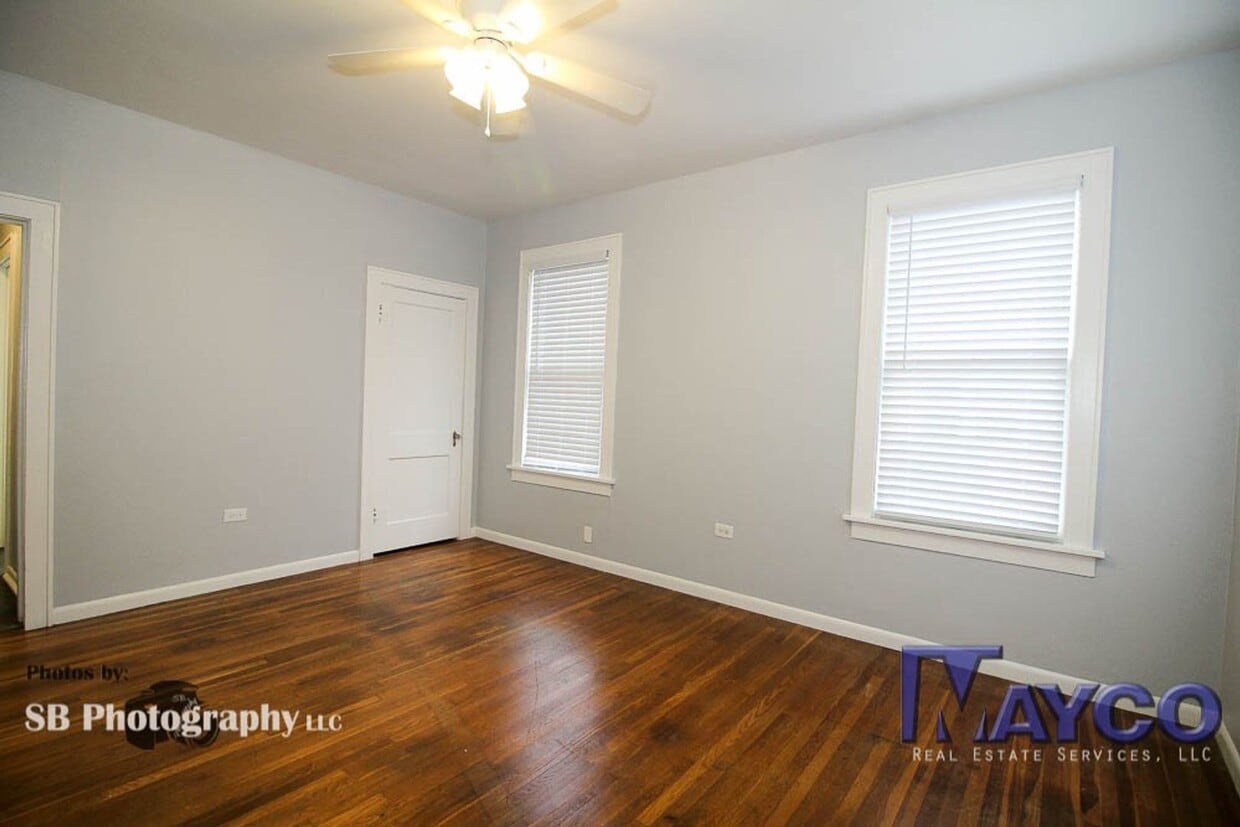 Primary Photo - 1 bedroom duplex apartment in Highland!