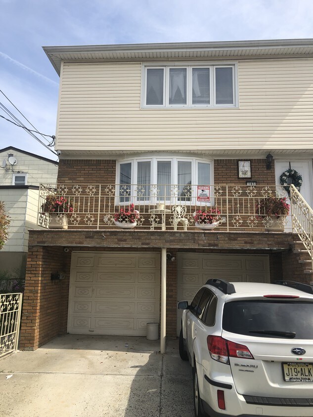 143 Devon Terrace, Kearny, NJ 07032 Rentals in Kearny at 143 Devon