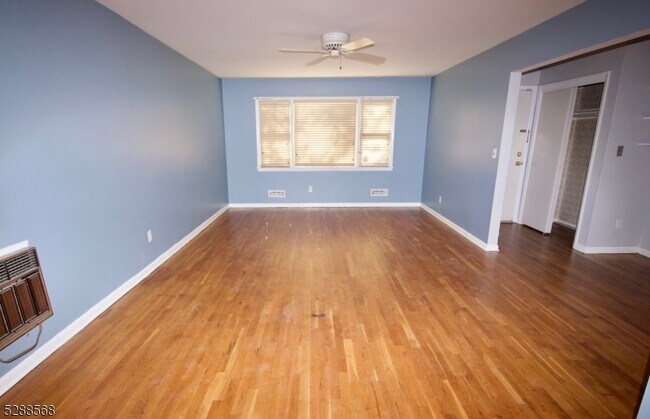 Building Photo - 1425 Boynton Ave