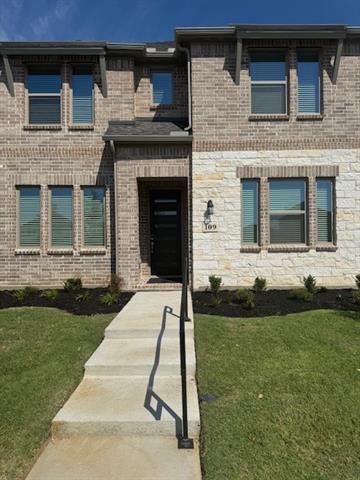 Building Photo - 109 N Sky Dr