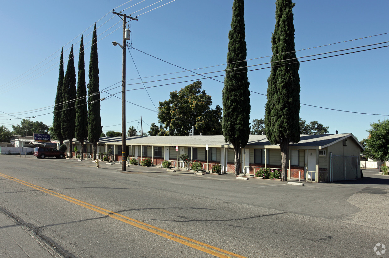 Foto del edificio - California Trailer Court