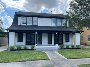 Building Photo - 2410 Huldy St