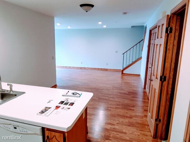 Foto del edificio - 3 br, 3 bath Townhome - 1530 Cottage Dr
