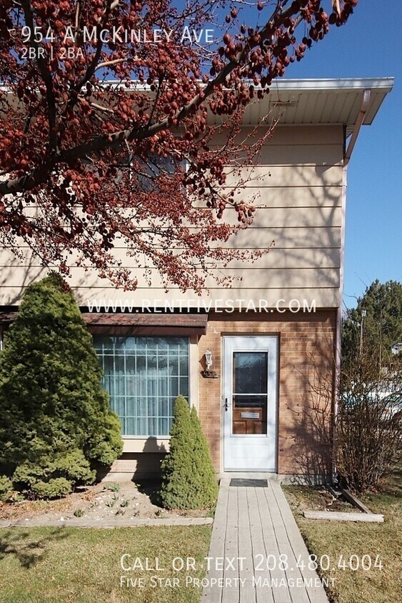 Foto principal - 954 A McKinley Ave