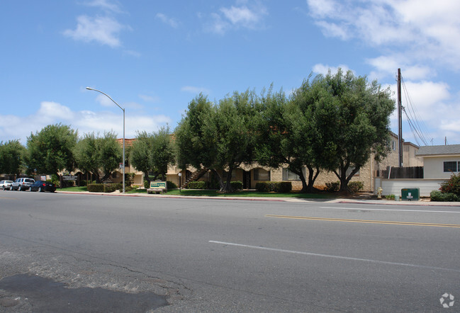 Building Photo - Coronado Manor