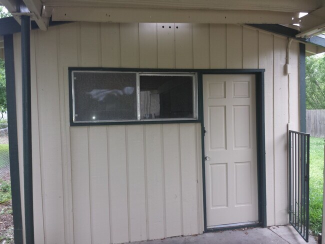 Storage unit - 4942 Brandesky
