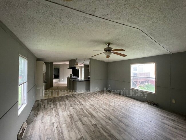 Building Photo - 225 Hillsdale Estates Ln