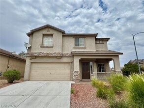 Building Photo - 2920 Bridleton Ave