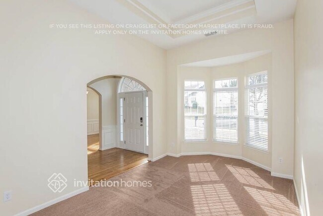 Foto del edificio - 9822 Edinburgh Ln