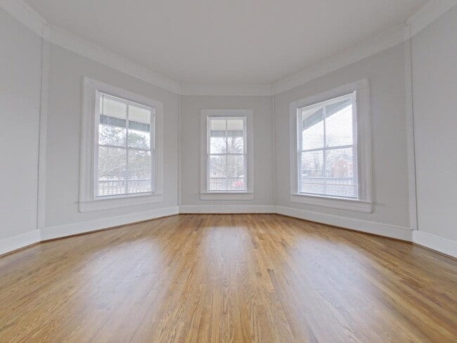 Foto del edificio - 304 Oakwood St