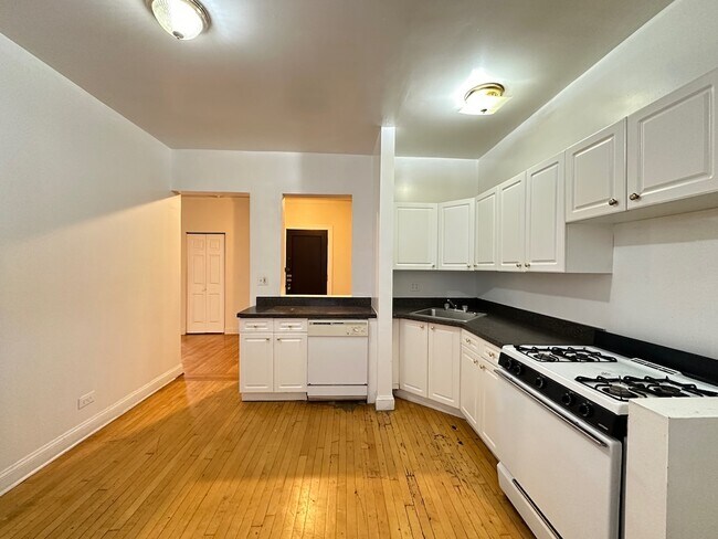 Foto del edificio - 1317 Oak Ave