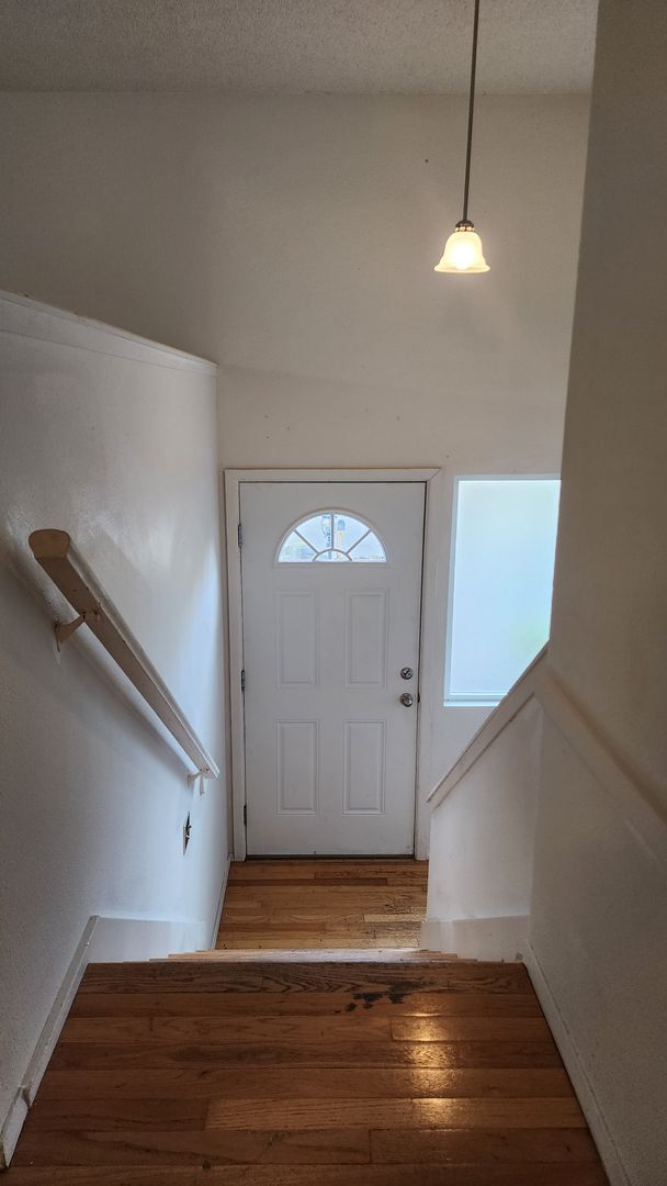 Building Photo - COMING SOON! Steilacoom 4 Bedroom with Fen...