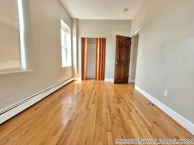 Foto del edificio - 338 Warren St