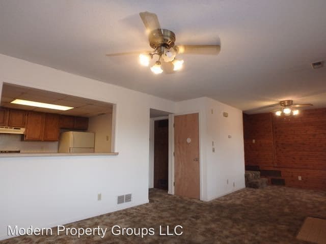 Building Photo - 1812 Sunrise Dr