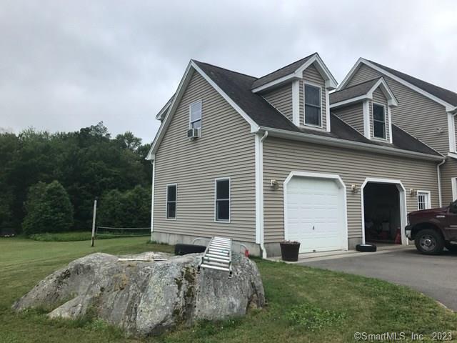 Foto principal - 123 Shailor Hill Rd