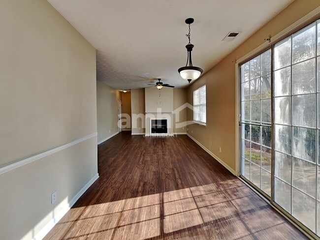 Foto del edificio - 408 Windcroft Cir NW