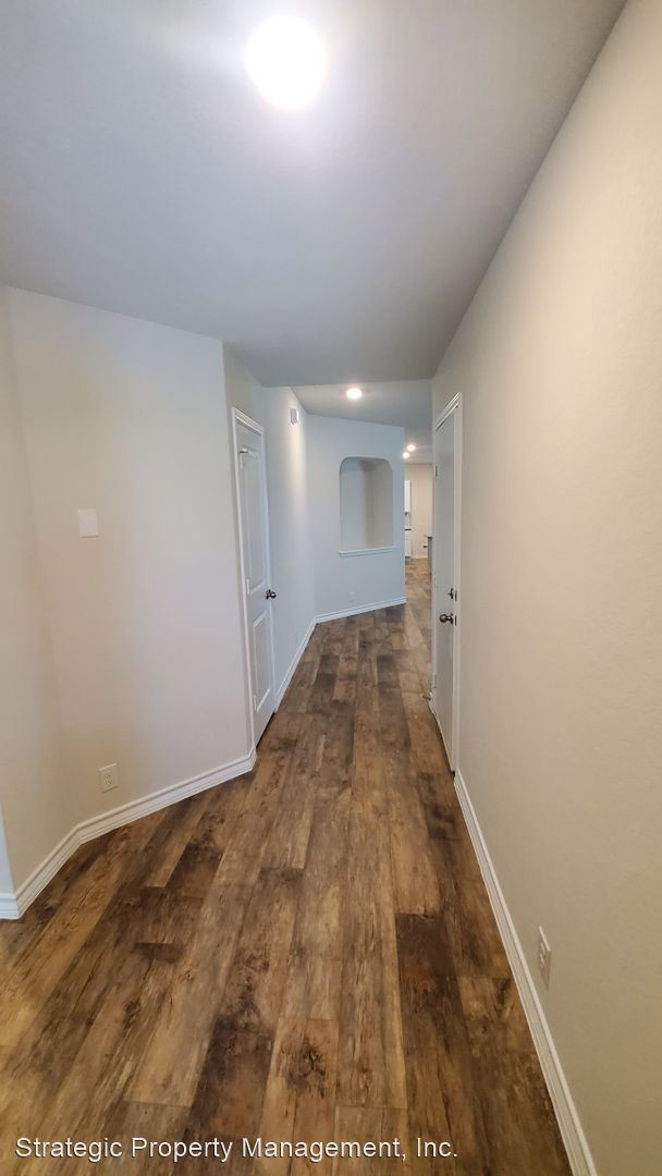 Foto del edificio - 4 br, 2 bath House - 13006 Scenic Ritter