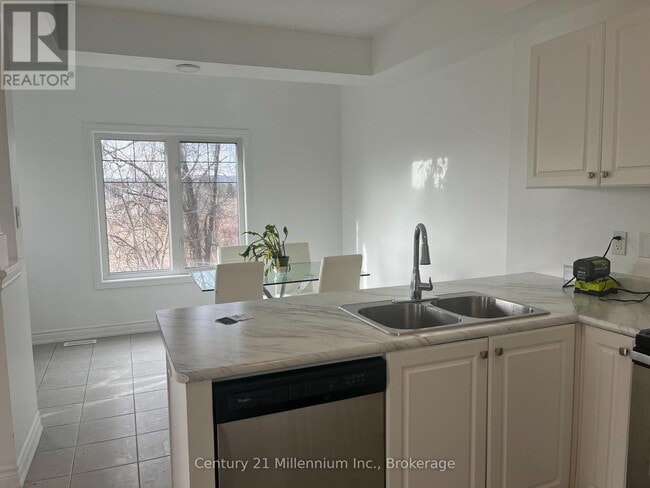 Building Photo - 1 Hughes St