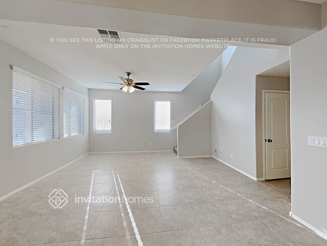 Building Photo - 6370 S Forest Ave