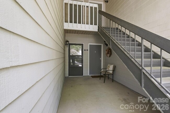 Building Photo - 2900 Heathstead Place