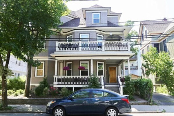 Building Photo - 53 Bakersfield St