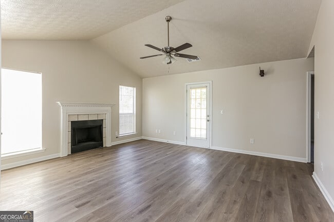 Building Photo - 8147 Mountain Pass