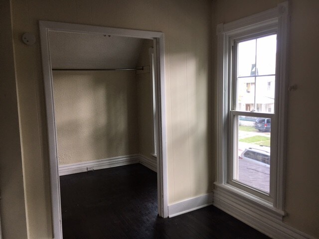 Building Photo - 98 17th St