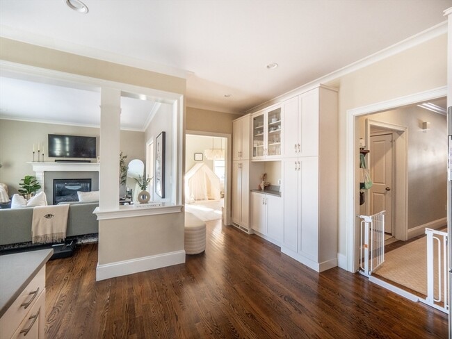 Building Photo - 38 Troy Ln