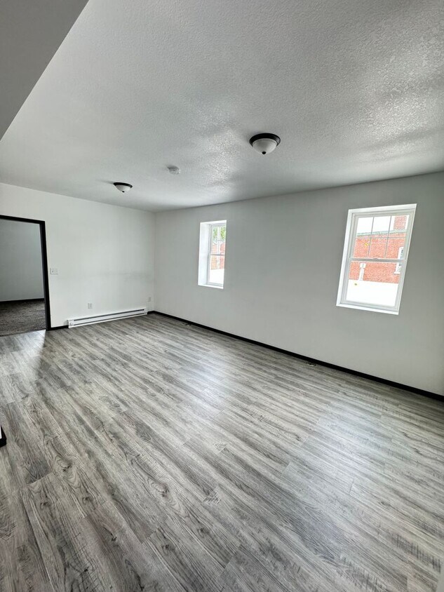 Foto principal - 1 Bed, 1 Bath Apartment in Millersburg IN