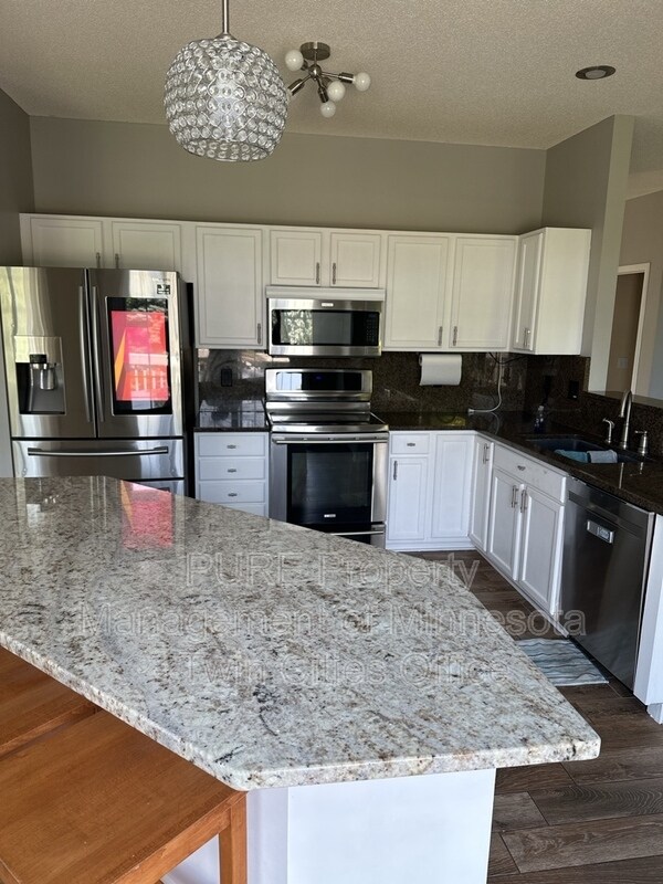 Foto principal - 11662 Arnold Palmer Dr