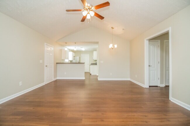 Building Photo - 439 Tulane Ct