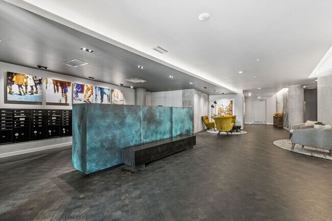 Building Photo - Hip Urban Retreat in Sought-After Pioneer ...