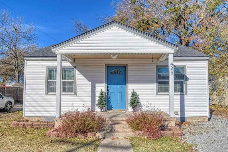 Foto principal - 425 E Hughbert St