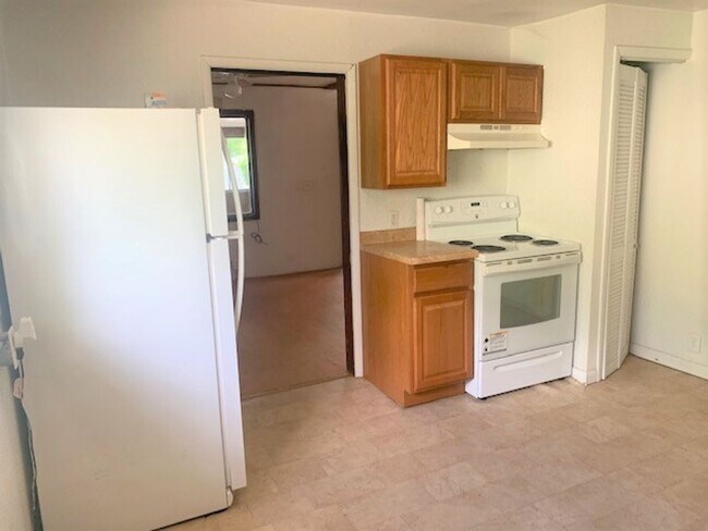 Foto del edificio - 2 Bedroom/1 bath house in Carlin with garage
