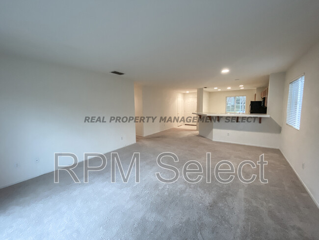 Foto del edificio - 4329 Middlebury Way