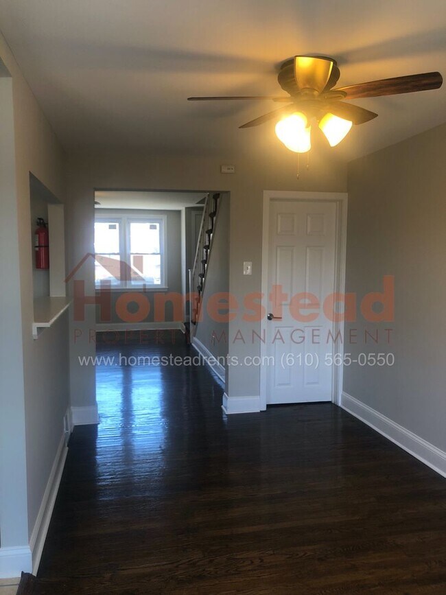 Building Photo - 3 BEDROOM HOME IN DARBY!