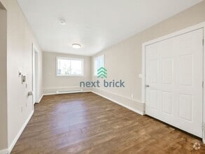 Building Photo - 14830 Cascadian Way