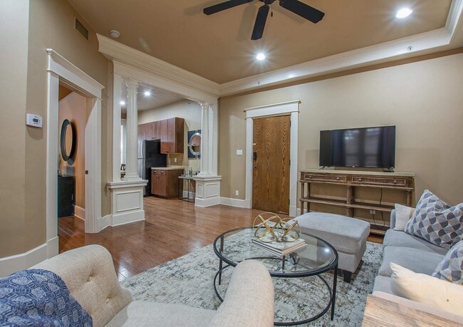 Foto del edificio - 612 Center St