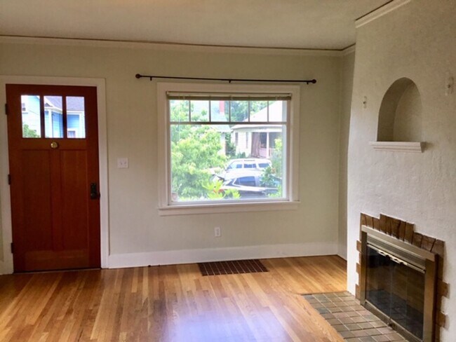 Foto del edificio - SAWA2 - 3736-3742 SE Madison Street