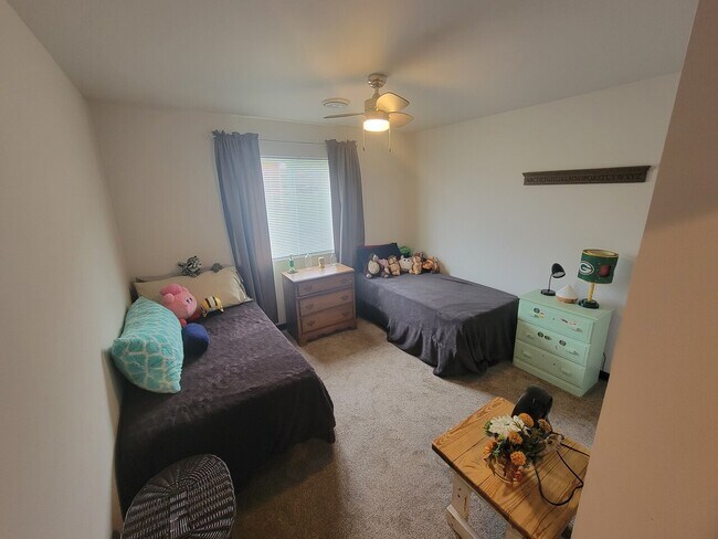 Building Photo - 2622 A