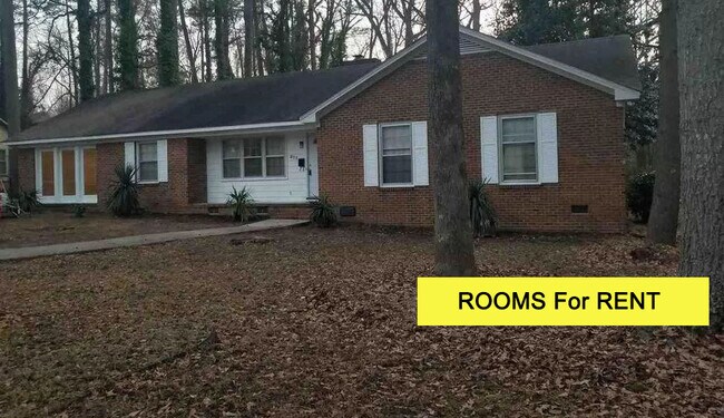 Foto del edificio - 511 Albert Ave NW