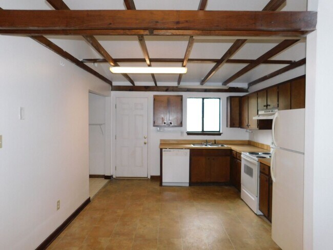 Foto del edificio - Duplex in Havelock close to Cherry Point