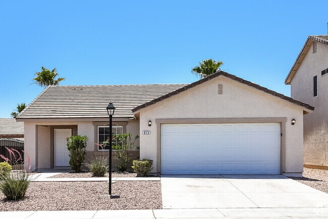 Building Photo - 913 Baritone Way